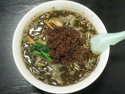 黒ゴマ担々麺